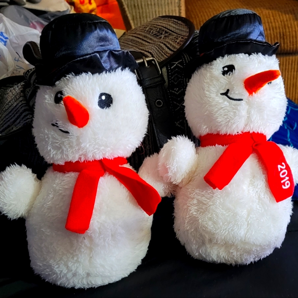 2019 Snowman stuffies